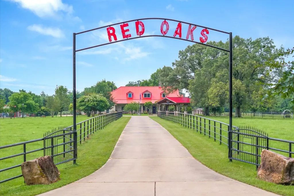 543 County Road 1170 Sulphur Springs TX 75482