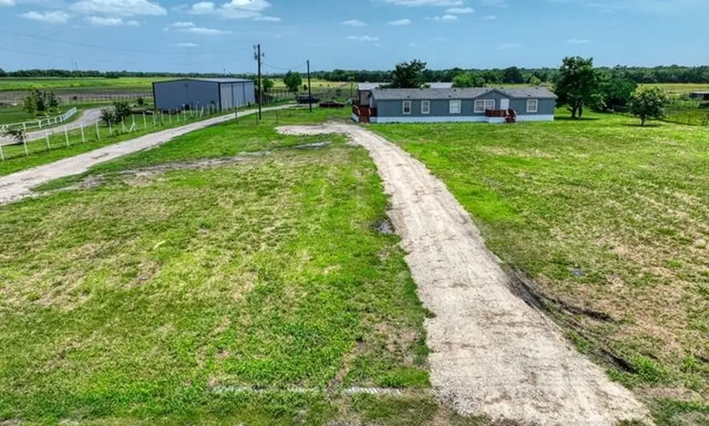2736 County Road 2134 Caddo Mills TX 75135