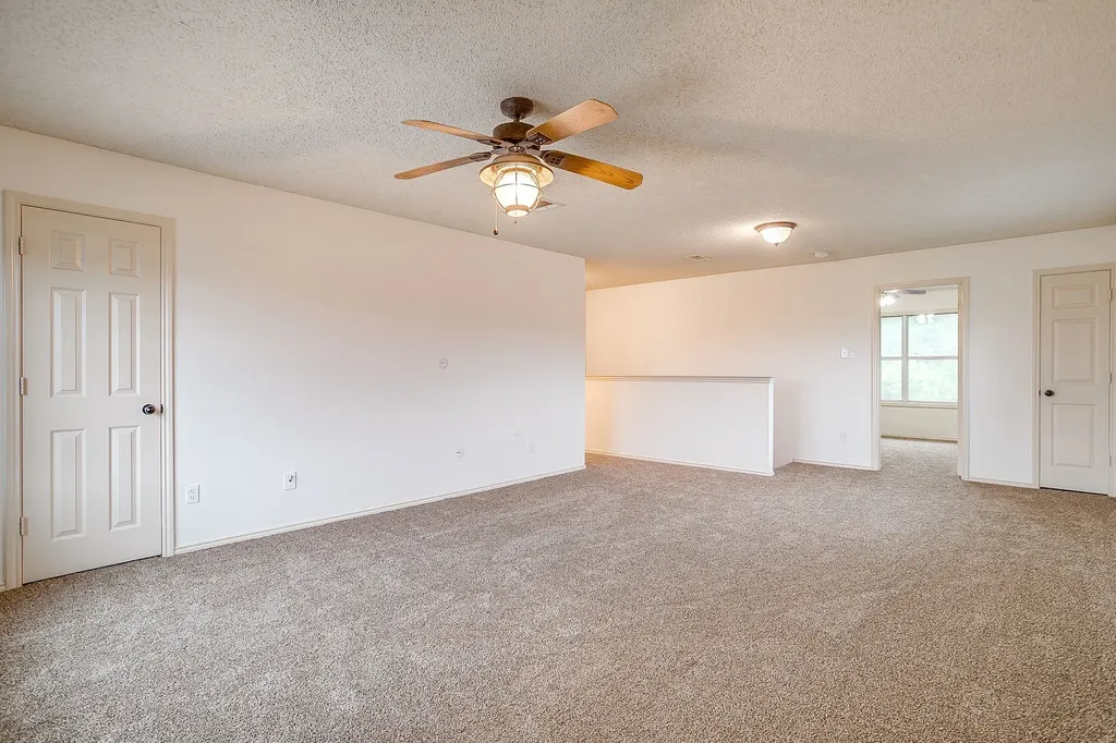 2333 Ash Grove Trail Fort Worth TX 76112
