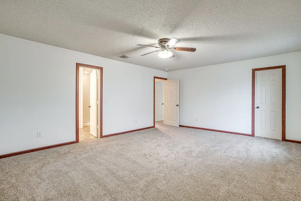 2333 Ash Grove Trail Fort Worth TX 76112