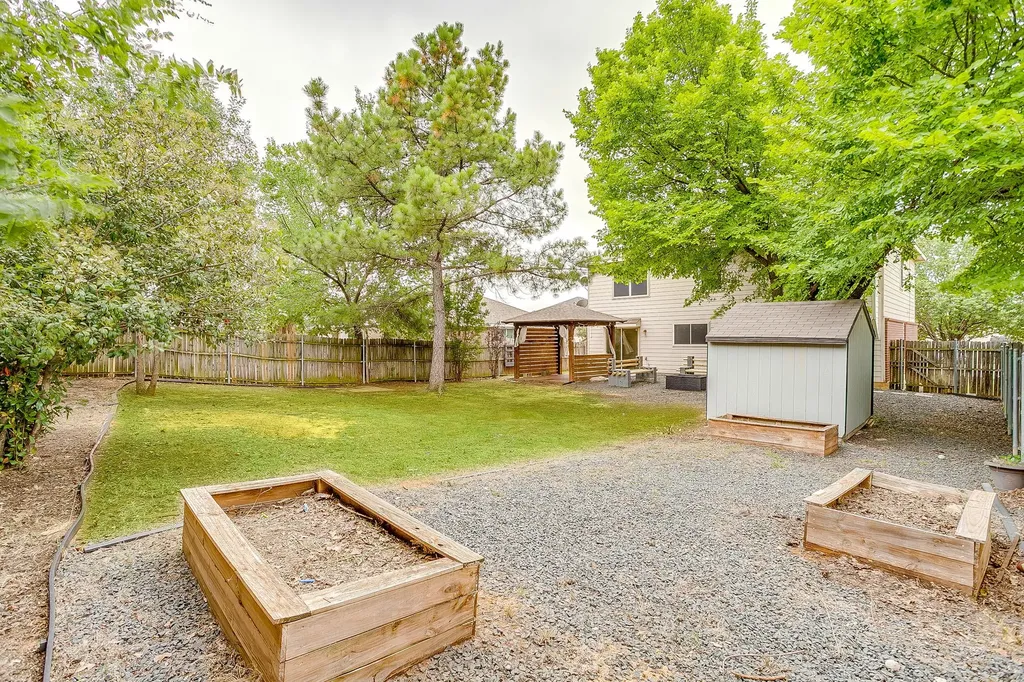 2333 Ash Grove Trail Fort Worth TX 76112