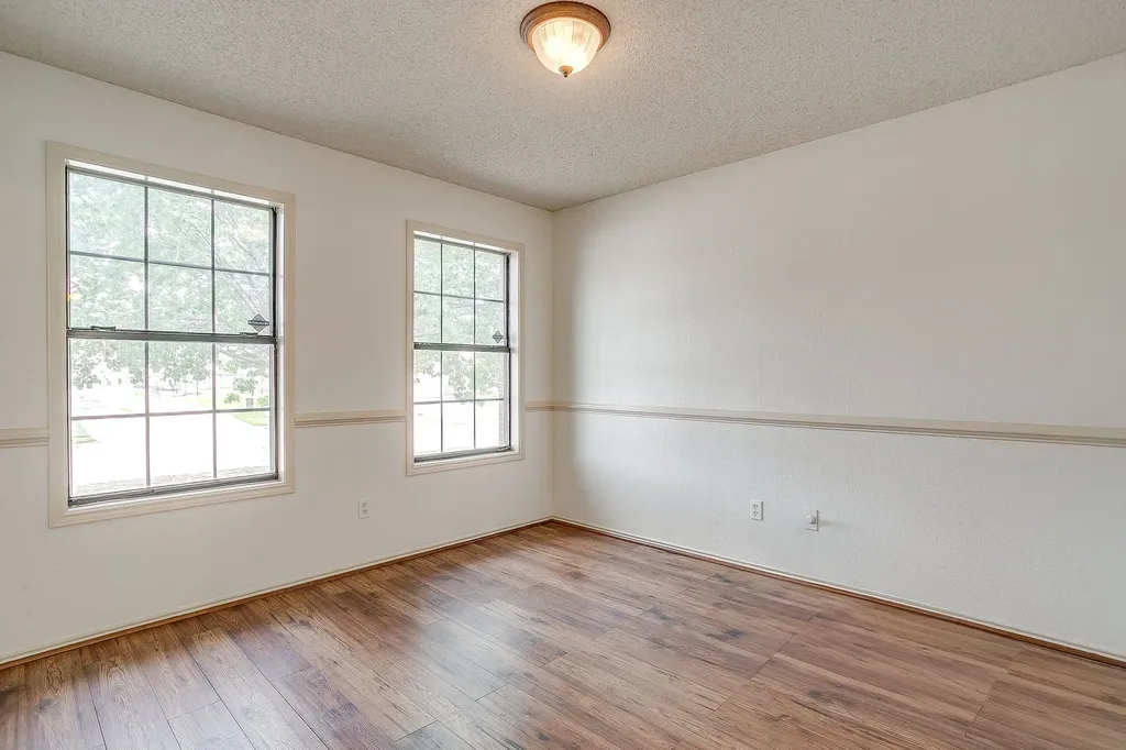 2333 Ash Grove Trail Fort Worth TX 76112