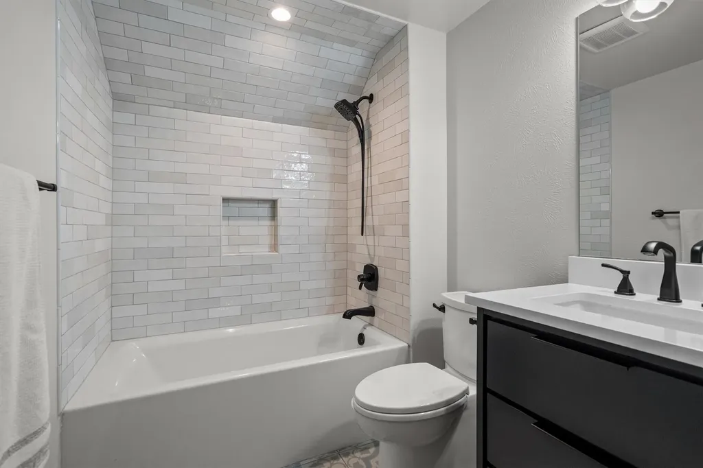 501 Arrowhead Drive Richardson TX 75080