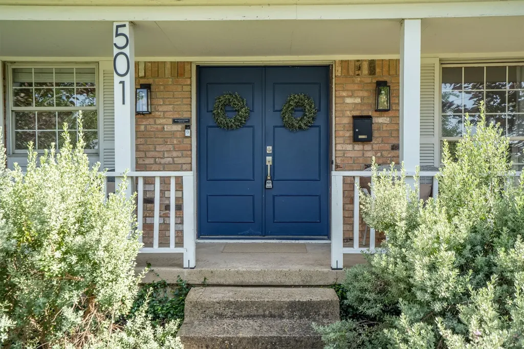 501 Arrowhead Drive Richardson TX 75080