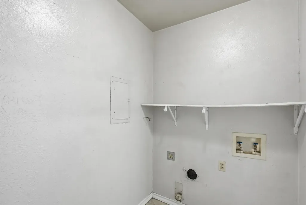 1812 Frances Drive Garland TX 75042