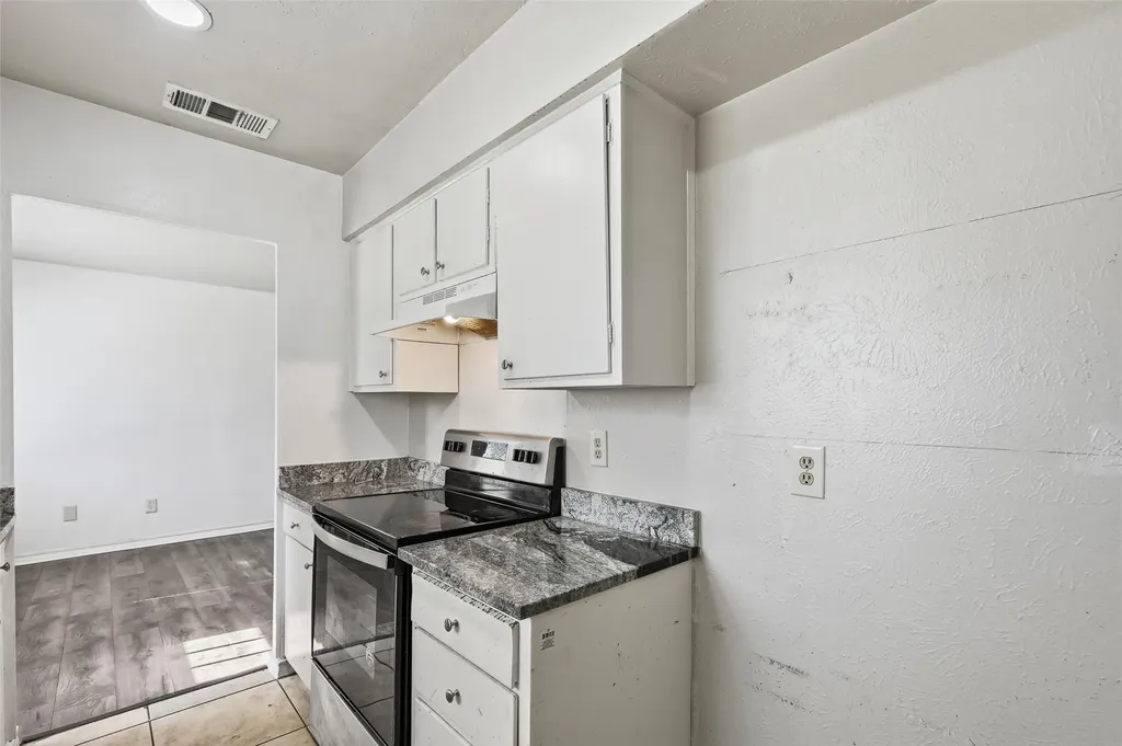 1812 Frances Drive Garland TX 75042