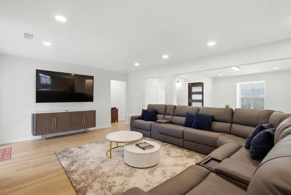 1705 Hatherly Drive Plano TX 75023