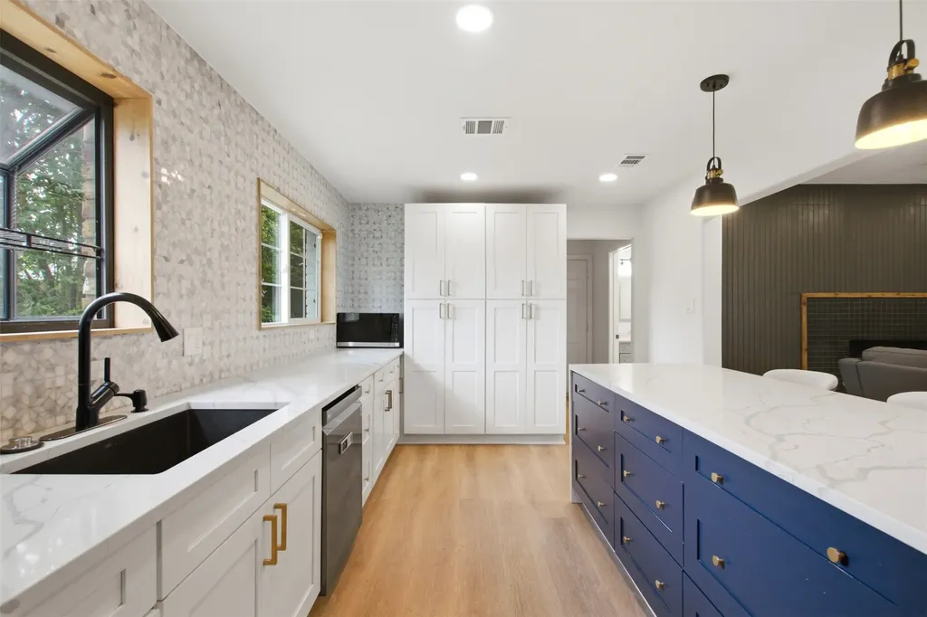 1705 Hatherly Drive Plano TX 75023