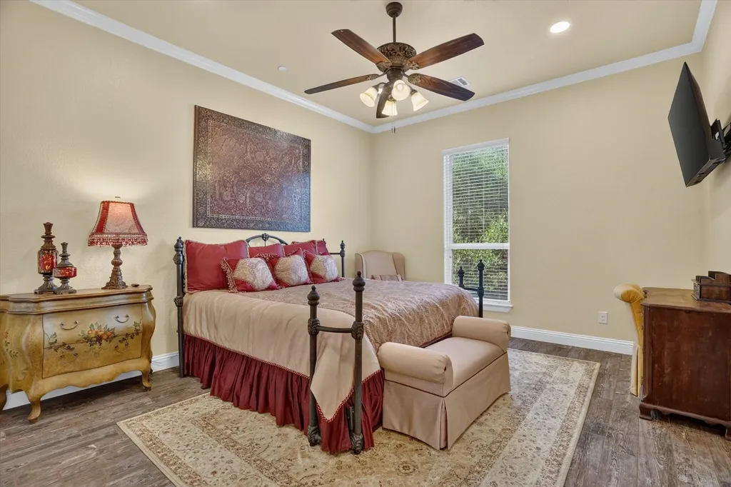 3438 Indian Trail Arlington TX 76016