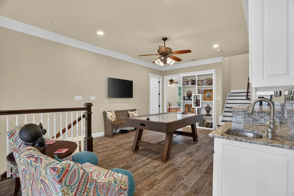 3438 Indian Trail Arlington TX 76016