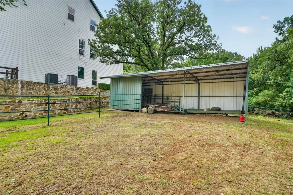 3438 Indian Trail Arlington TX 76016