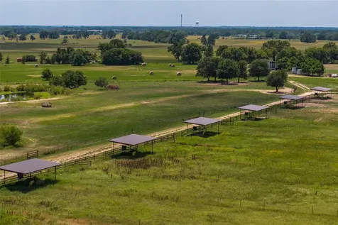 103-105 Sun Valley Mabank TX 75147