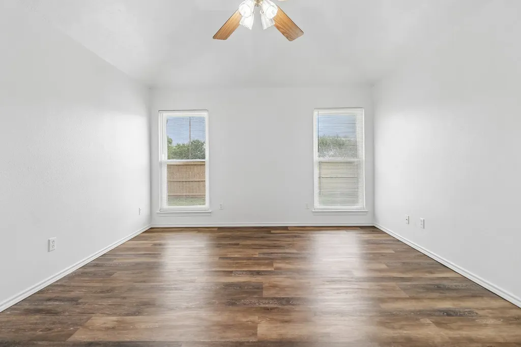 101 Apache Trail Alvarado TX 76009
