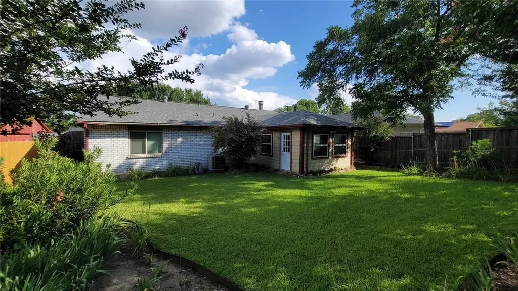 10207 Sweet Gum Street Dallas TX 75249