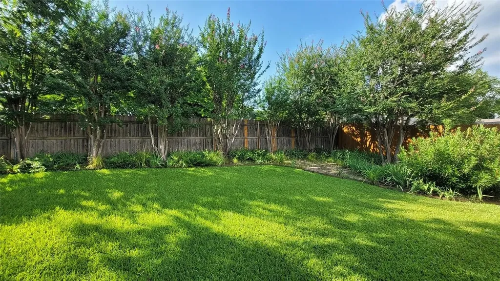 10207 Sweet Gum Street Dallas TX 75249