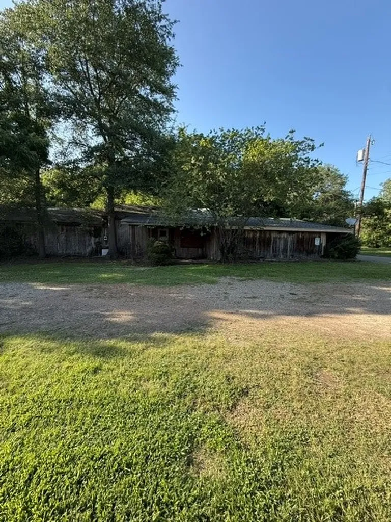325 25th Street NE Paris TX 75460