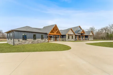 239 32507 Road Paris TX 75460