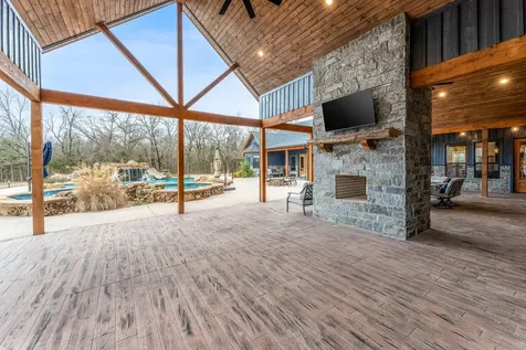 239 32507 Road Paris TX 75460
