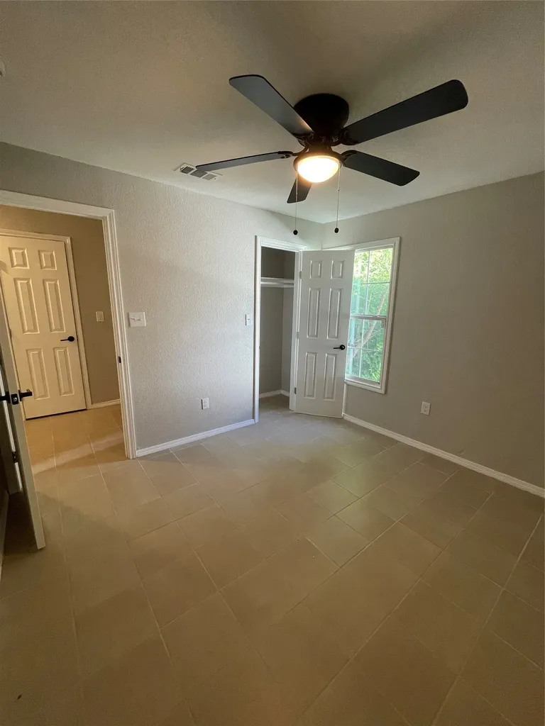 2155 New York Avenue Fort Worth TX 76104