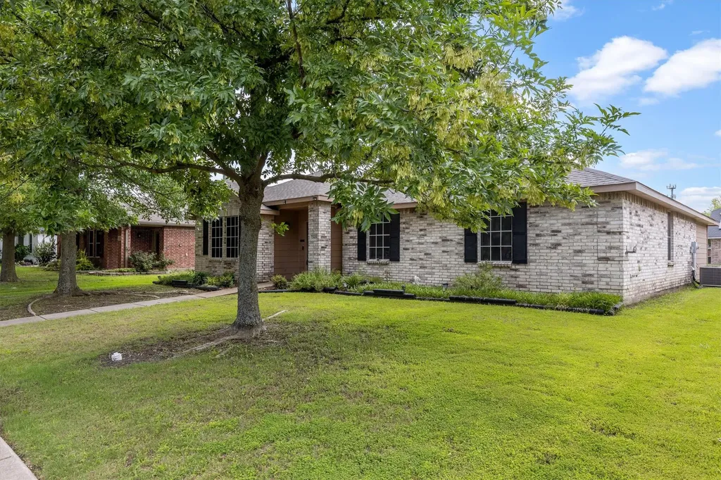 2809 Meadow Bluff Drive Wylie TX 75098