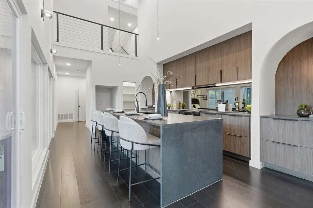 1902 Mcbroom Street Dallas TX 75212