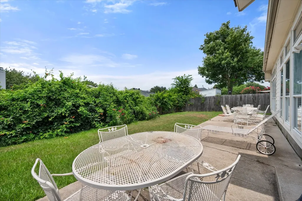 6604 High Brook Drive Fort Worth TX 76132