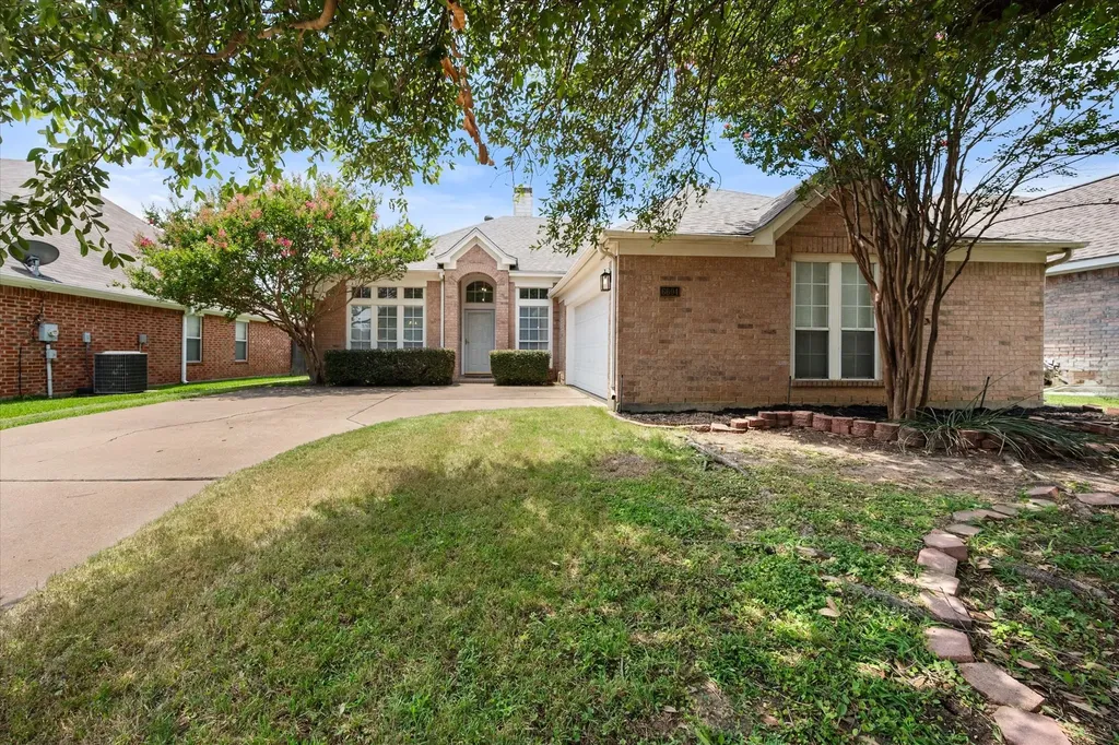 6604 High Brook Drive Fort Worth TX 76132