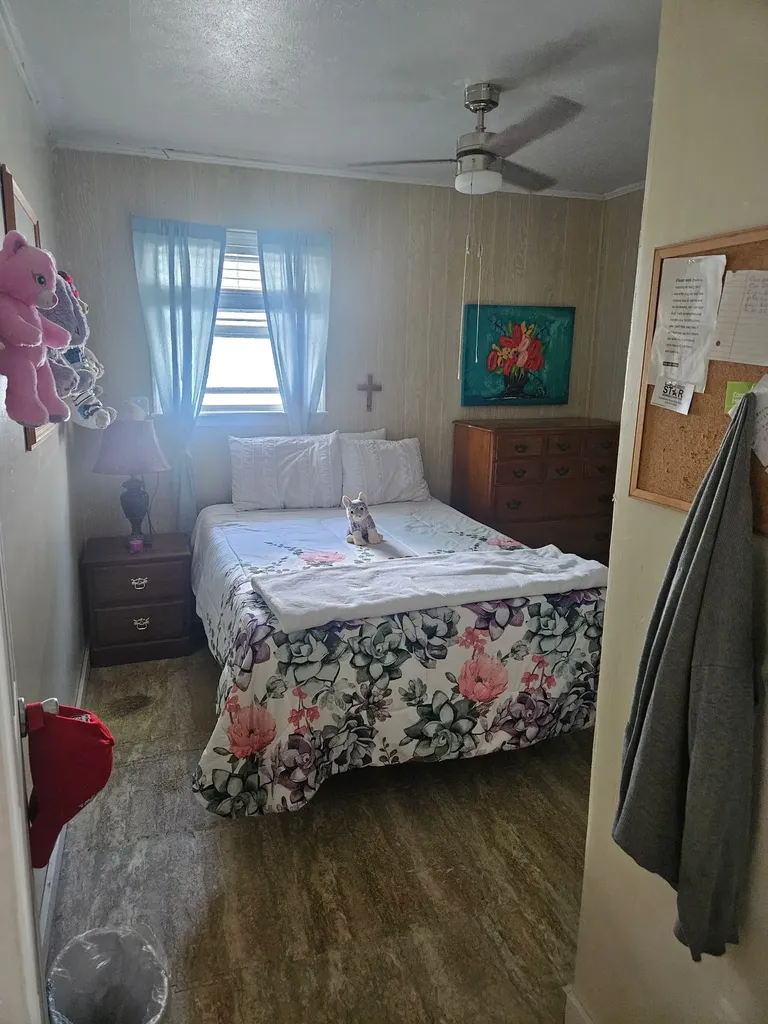 600 W Washington Kosse TX 76653