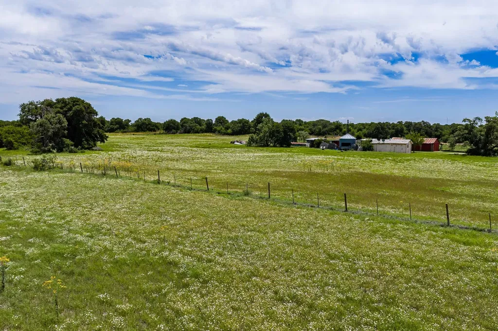 10362 Farm Road 3326 Hawley TX 79525