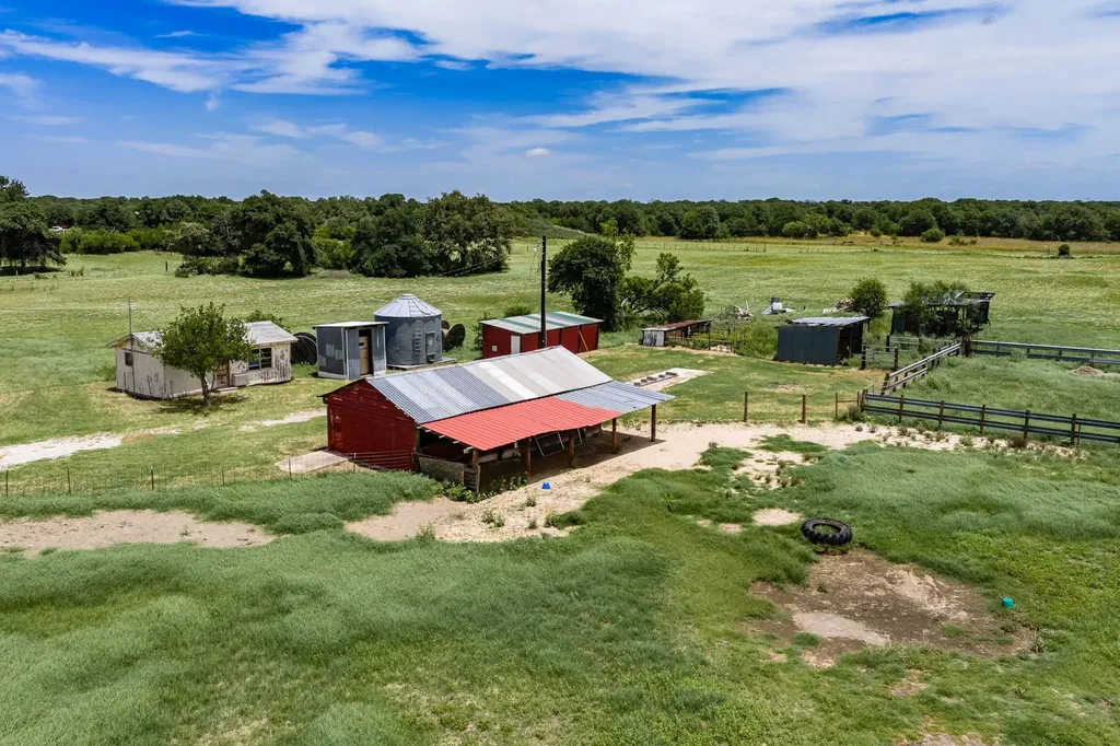 10362 Farm Road 3326 Hawley TX 79525