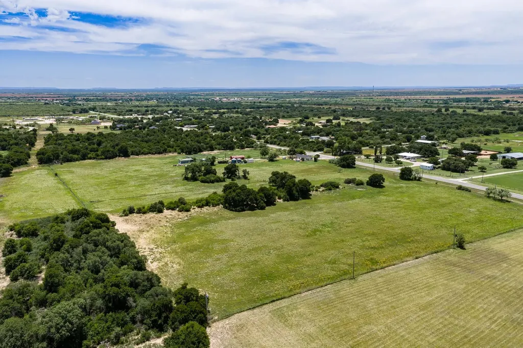 10362 Farm Road 3326 Hawley TX 79525
