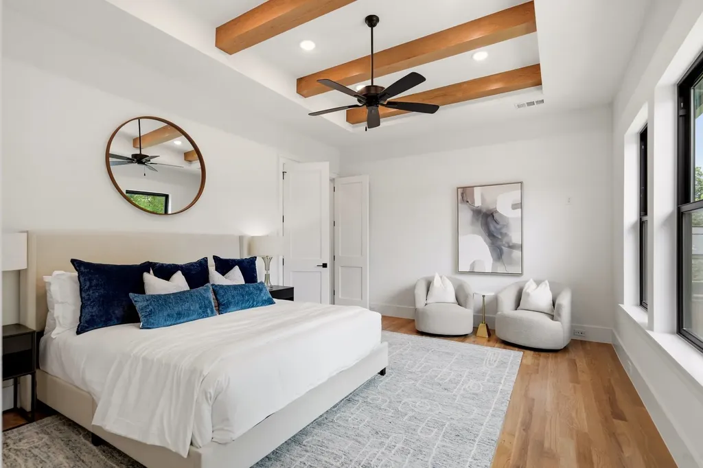 5449 Goodwin Avenue Dallas TX 75206