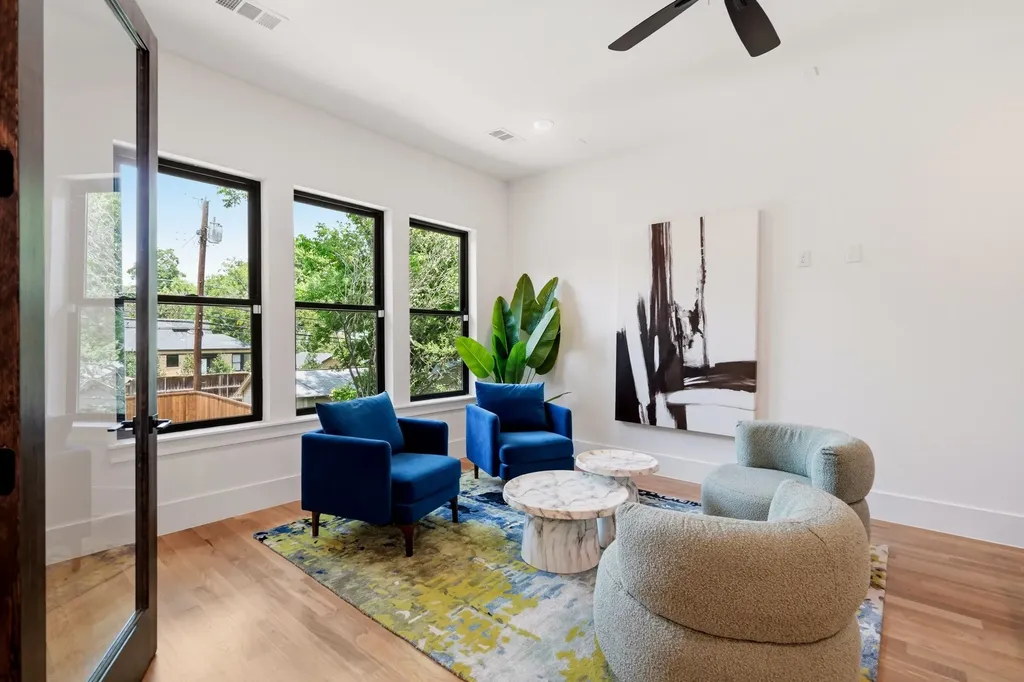 5449 Goodwin Avenue Dallas TX 75206