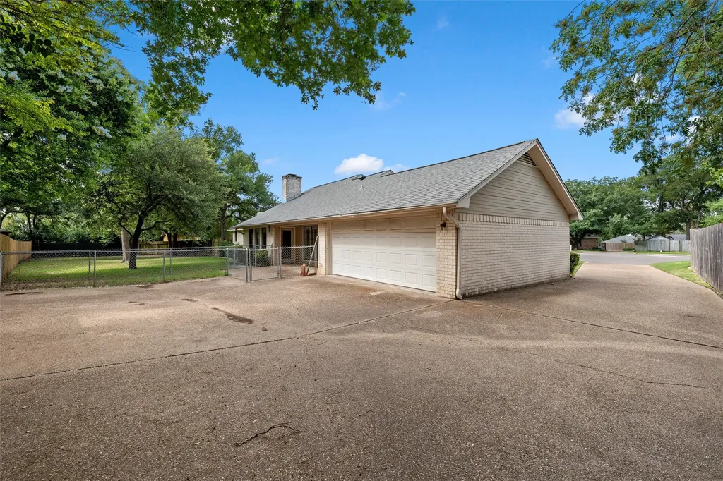 3512 Bent Tree Circle Waco TX 76708