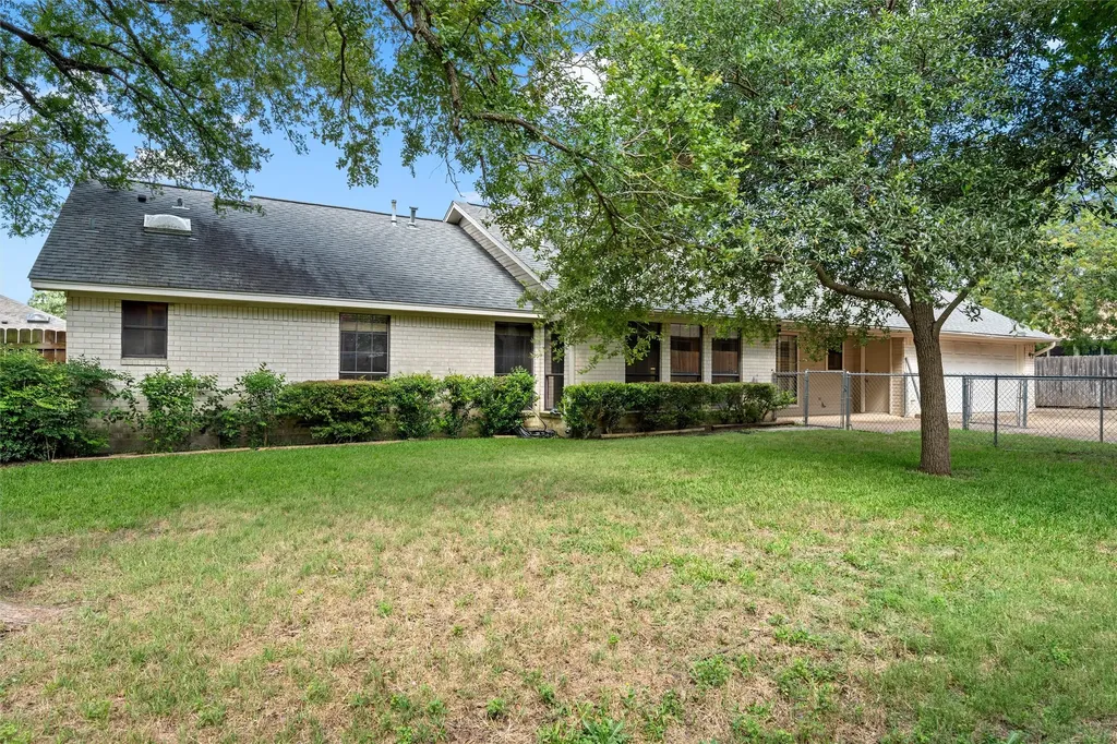 3512 Bent Tree Circle Waco TX 76708