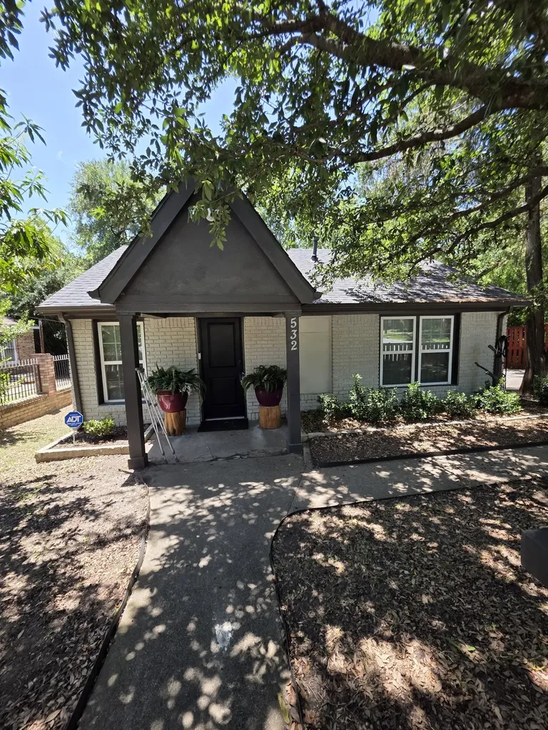 532 Griffith Avenue Dallas TX 75208