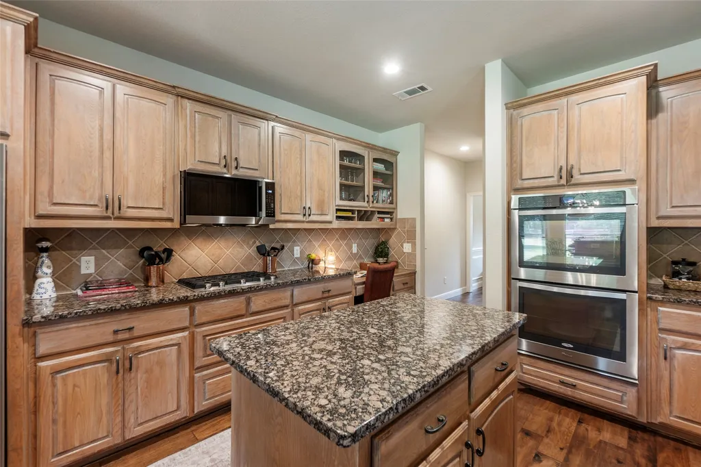 4308 Equestrian Way Flower Mound TX 75028