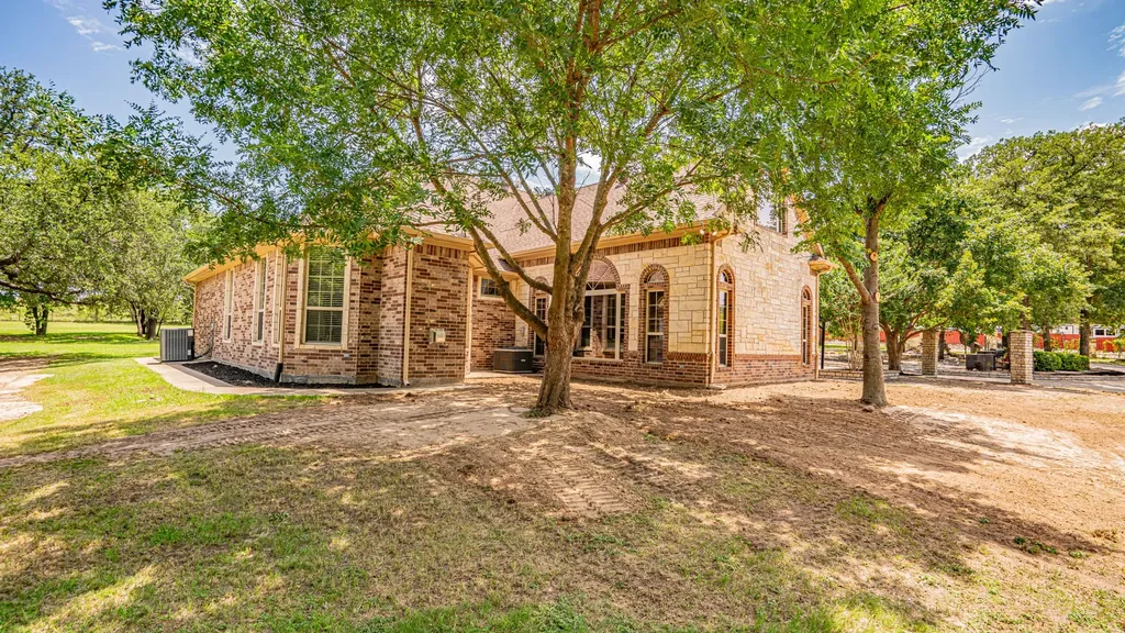 101 Windsong Lane Tolar TX 76476