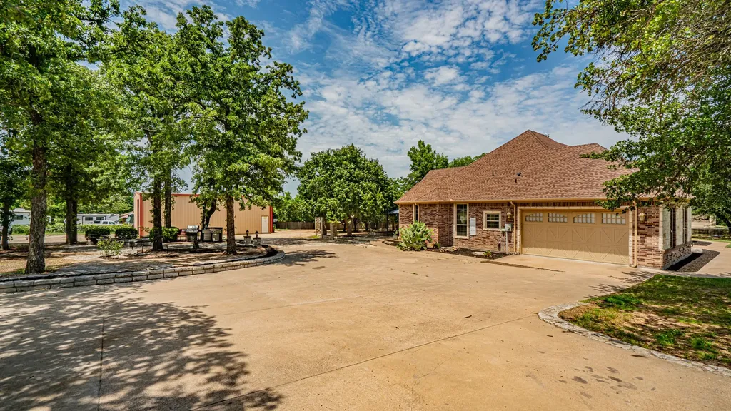101 Windsong Lane Tolar TX 76476