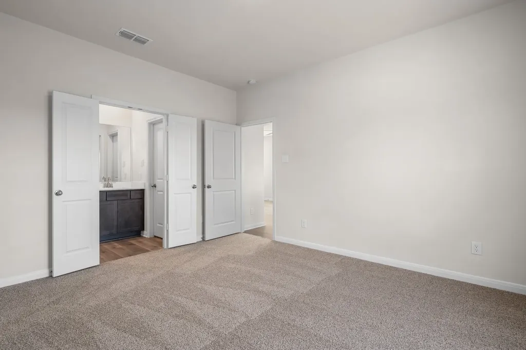 8325 White Wolf Trail Ponder TX 76259