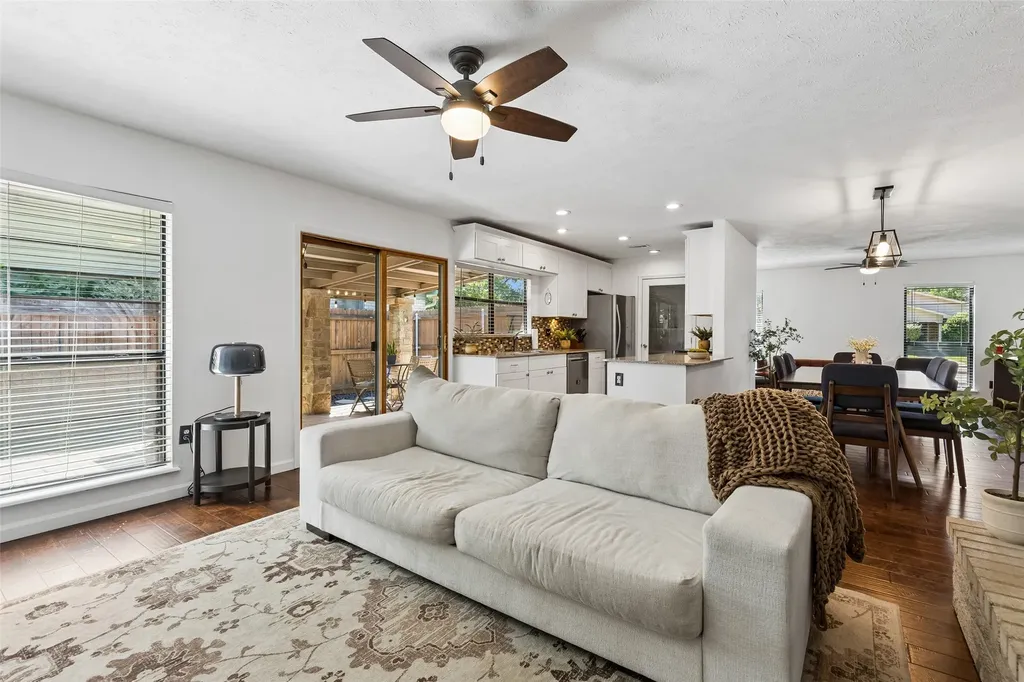 5069 Aztec Drive The Colony TX 75056