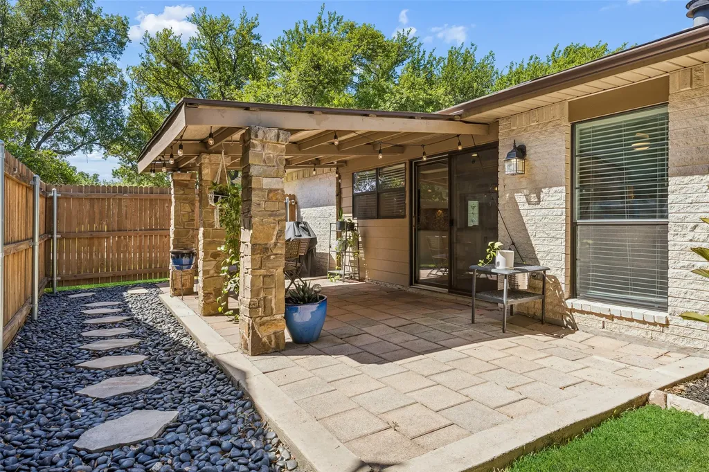 5069 Aztec Drive The Colony TX 75056