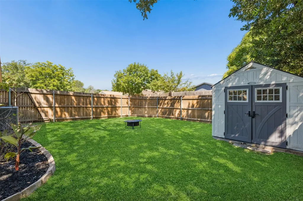 5069 Aztec Drive The Colony TX 75056