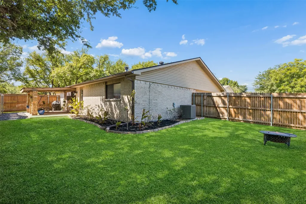 5069 Aztec Drive The Colony TX 75056