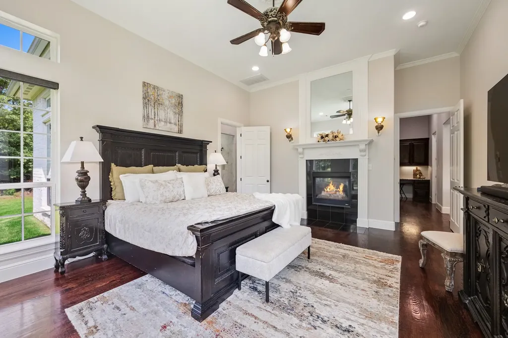 1619 Bloomfield Road Valley View TX 76272