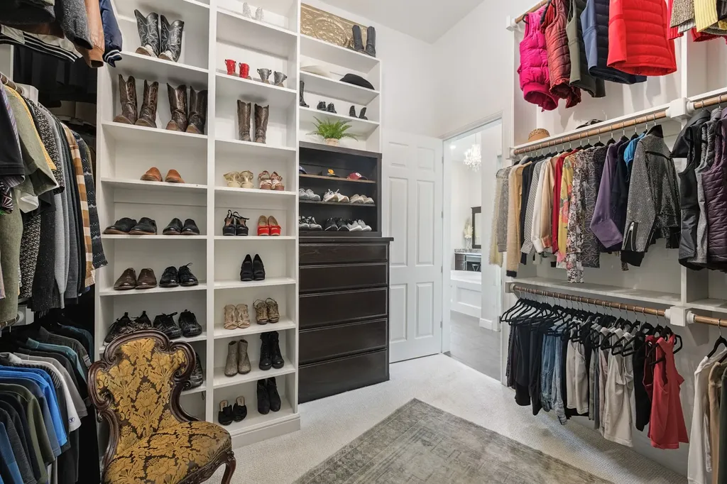 1619 Bloomfield Road Valley View TX 76272