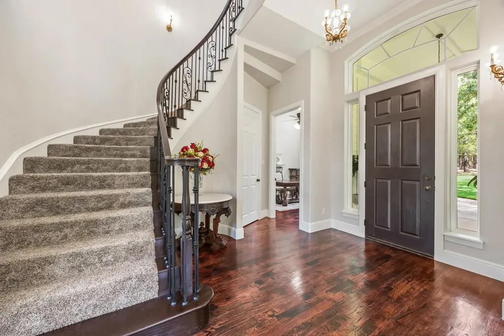 1619 Bloomfield Road Valley View TX 76272