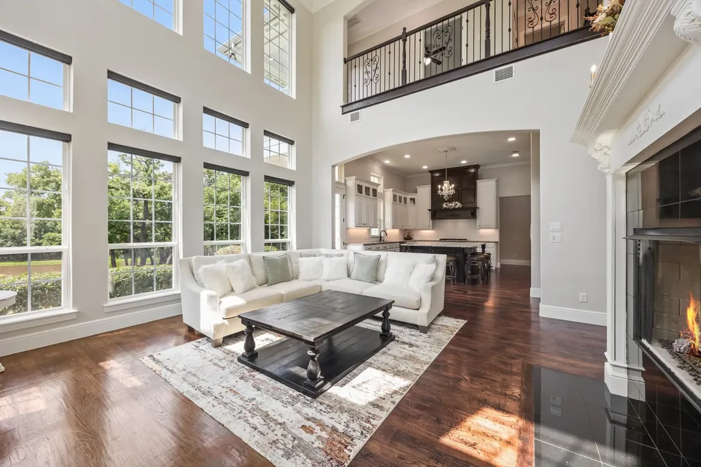 1619 Bloomfield Road Valley View TX 76272