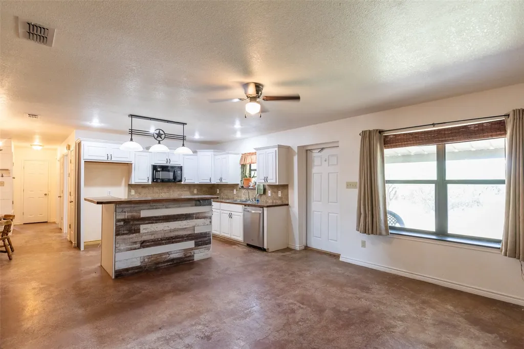574 County Road 151 Tuscola TX 79562