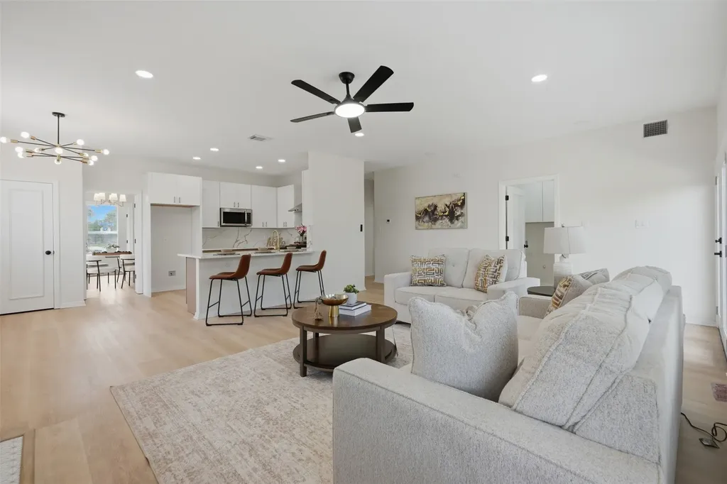 4106 Ridgecrest Trail Carrollton TX 75007